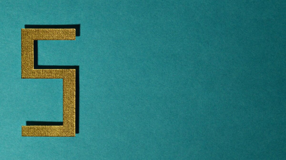 誰も教えてくれない“空き家になった瞬間”にやるべき5つのこと